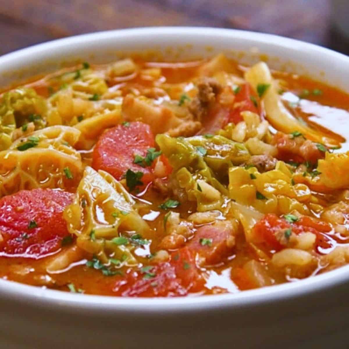 Loaded Cabbage Roll Soup