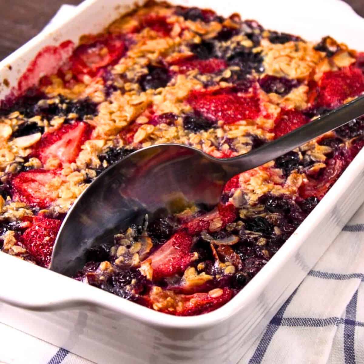 Baked Oatmeal (with Video)