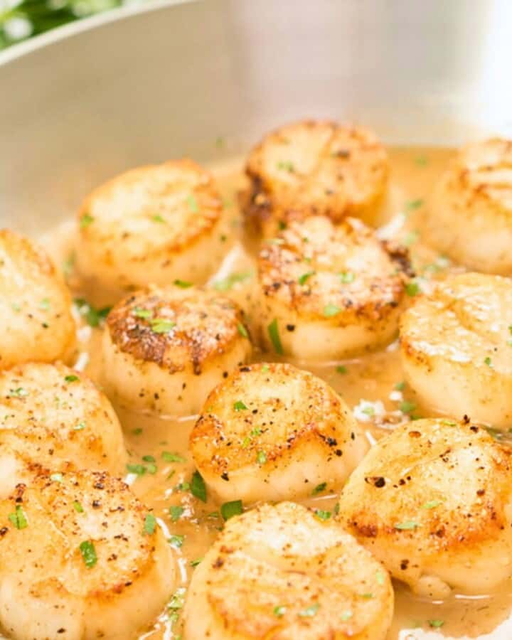 Lemon Butter Scallops (With Video)