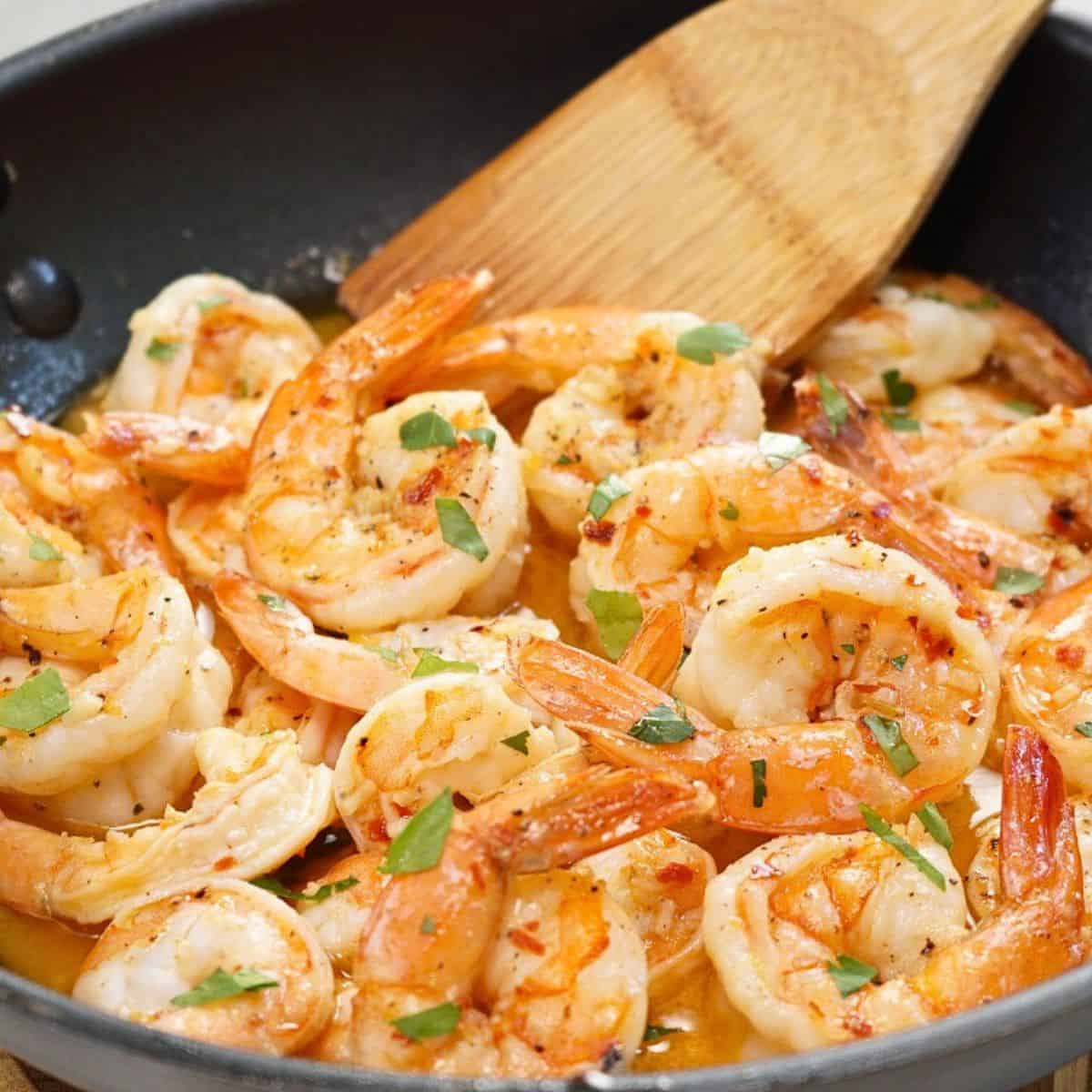 Shrimp in frying pan.